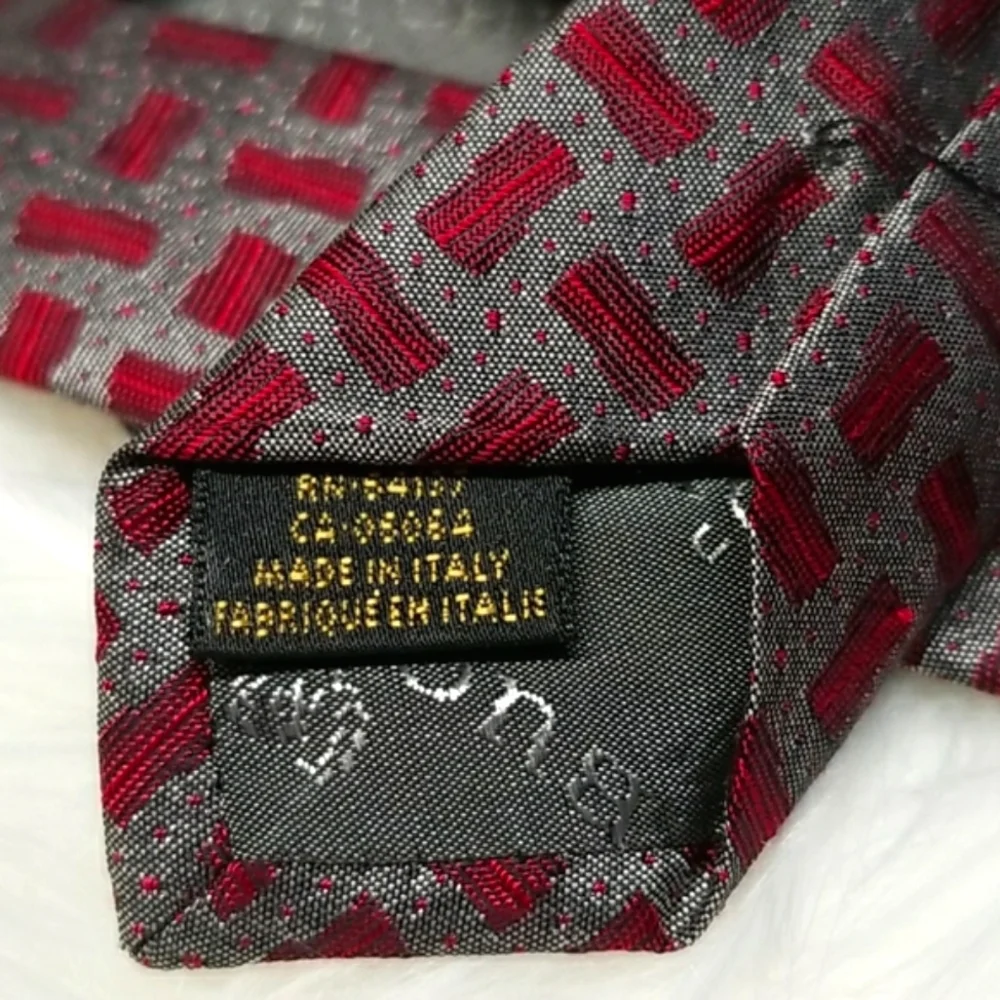Bugatchi Uomo Made in Italy Silk Tie